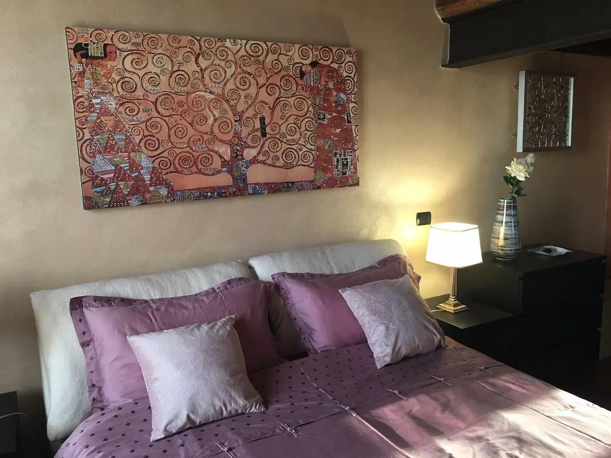 Feeling At Home - Varese Apartment 0*,