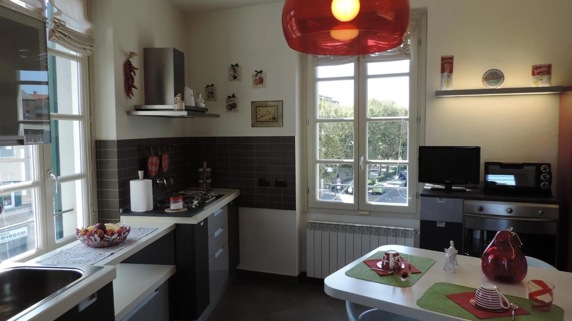 Feeling At Home - Varese Apartment